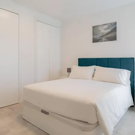 Apartment Bright And Stunning 2 Bed In Southbay - Rdr530