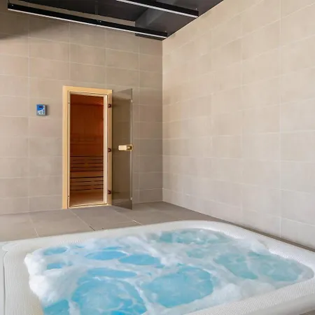 Bright And Stunning 2 Bed In Southbay - Rdr530 *